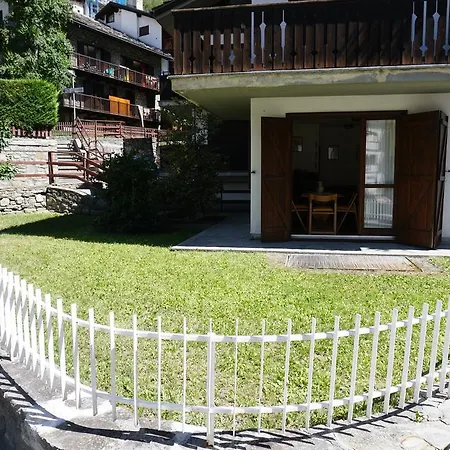 Via Dei Giardini * Imperia